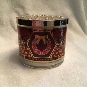 Bath & Body works 3 wick candle, Frosted Cranberry